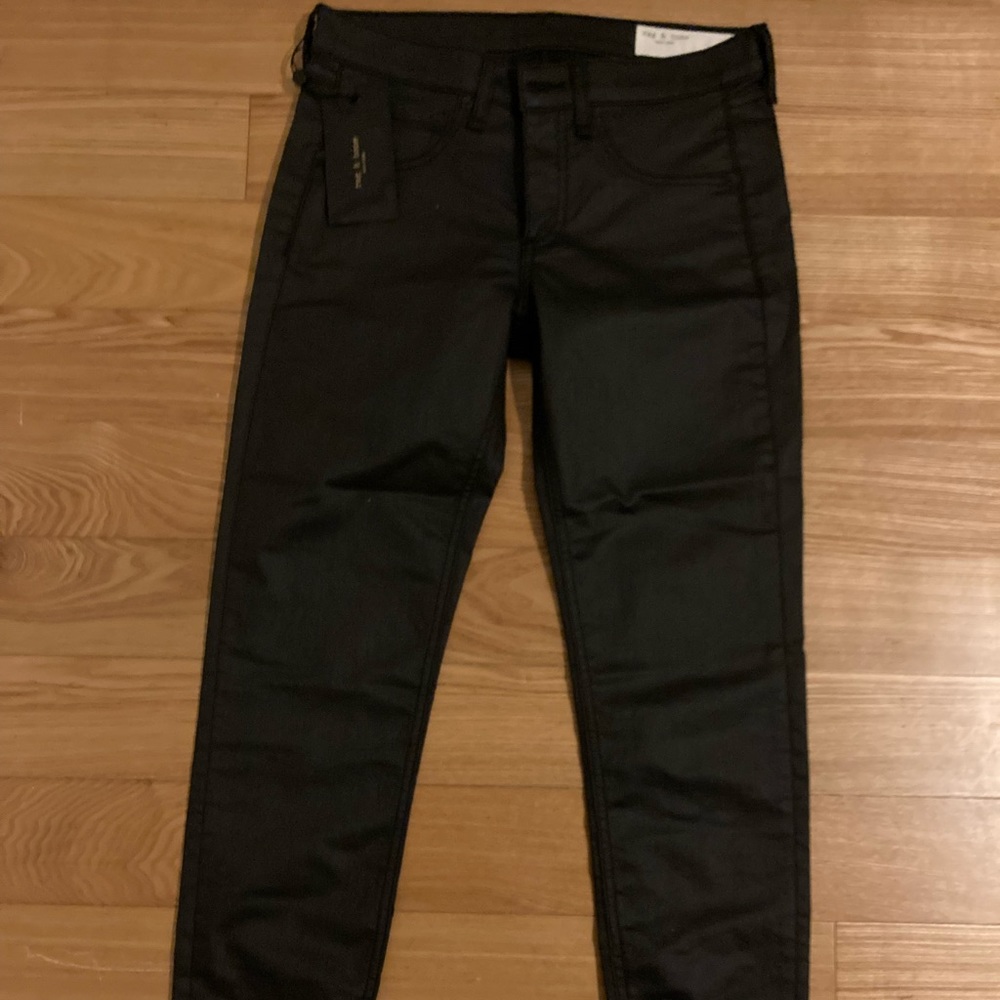 Rag &Bone zipper Capri ankle length Jean in shoreditch in size 28
